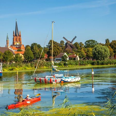 Stilvolle Ferien-Geschaeftswohnung Brandenburger Seenlandschaft Werder  Exterior photo