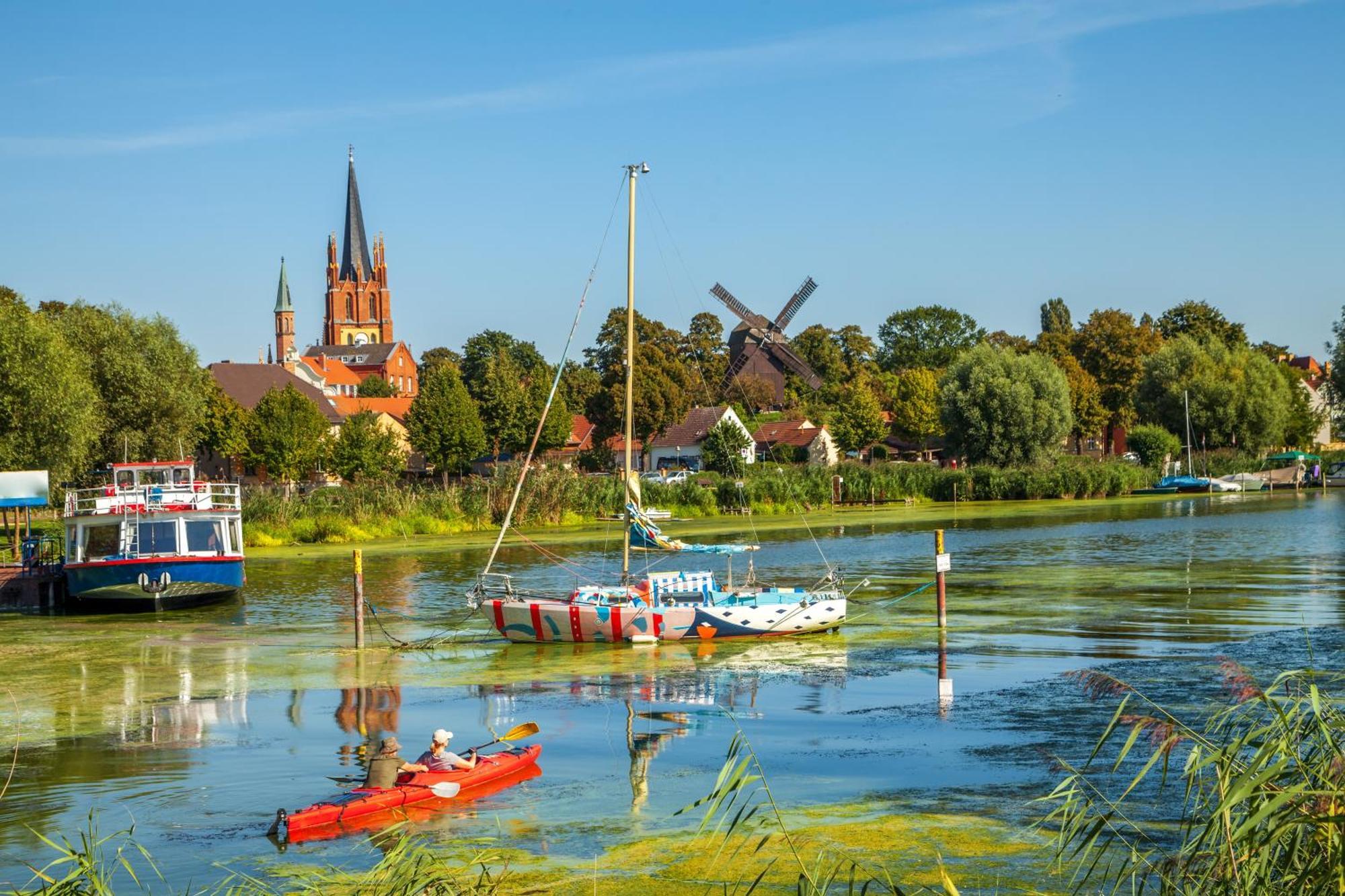 Stilvolle Ferien-Geschaeftswohnung Brandenburger Seenlandschaft Werder  Exterior photo